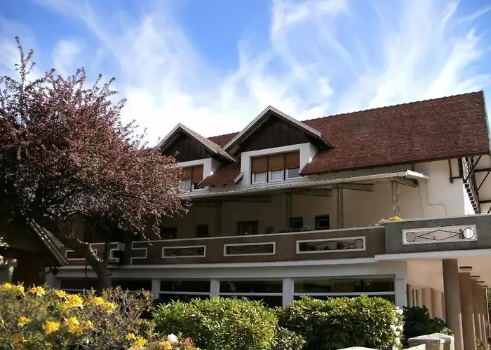 Hotel Crismalu