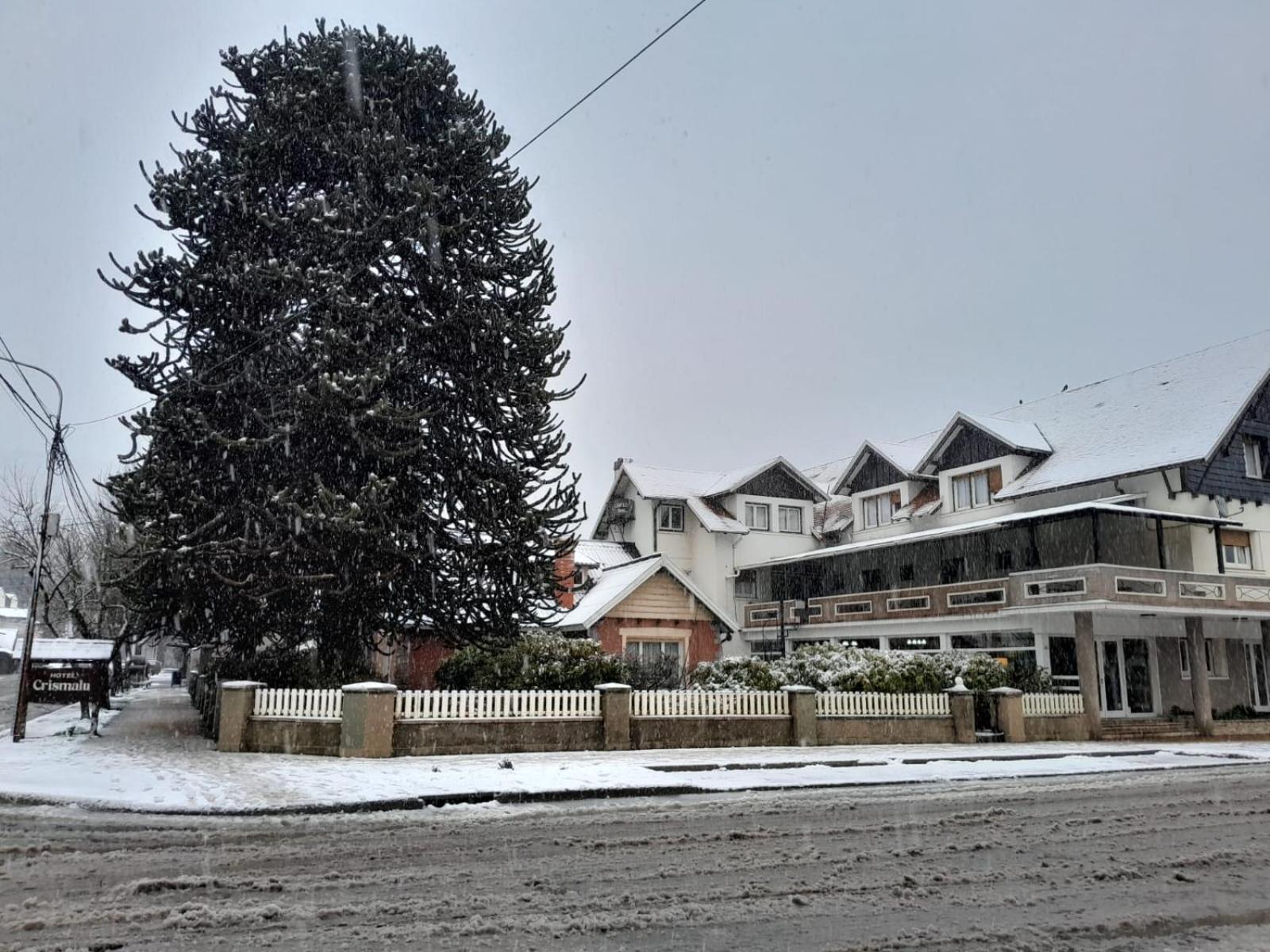 Hotel Crismalu